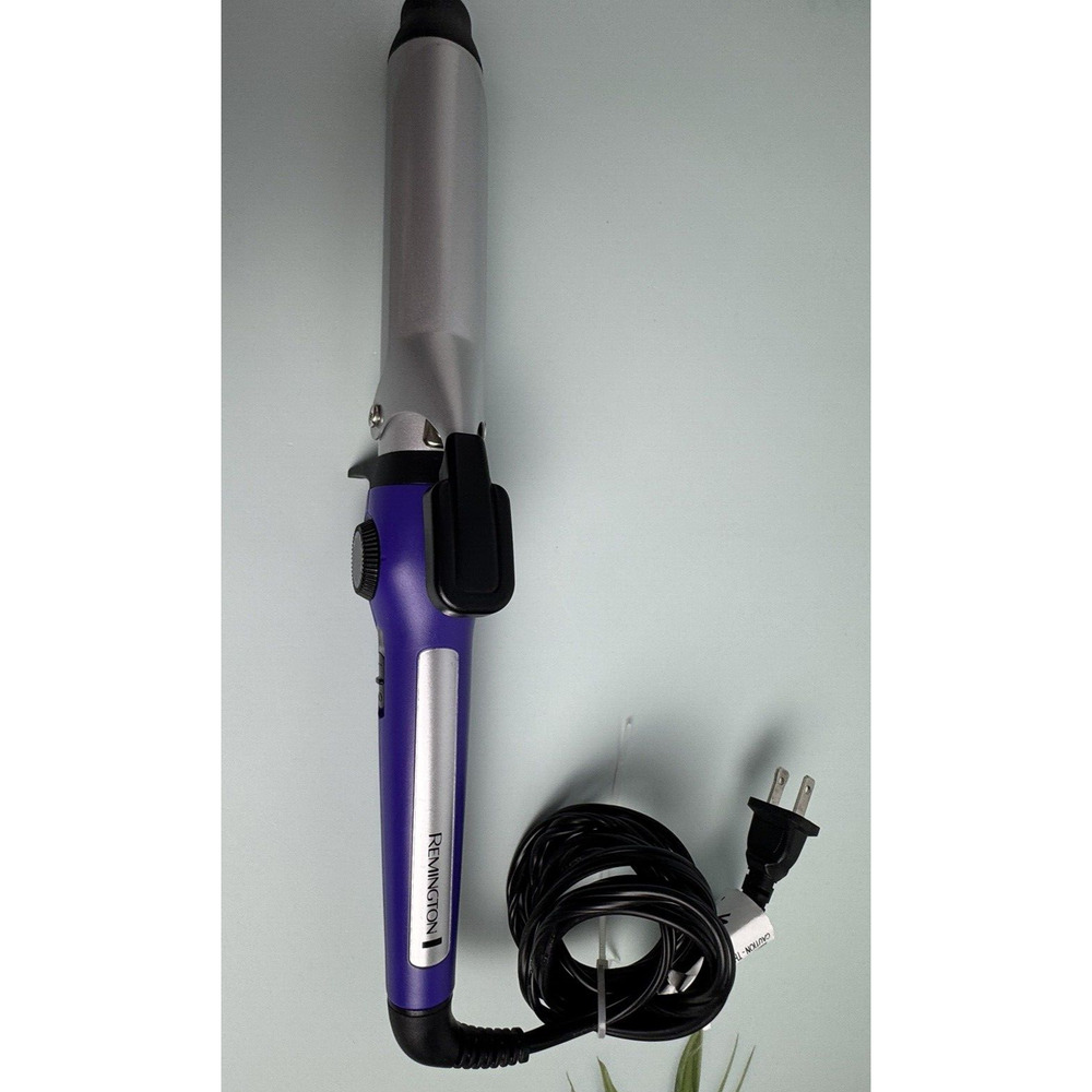 Remington 1 1/4" Ceramic Clipped Curling Iron Wand Relaxed Curls Purple - Picture 2 of 10